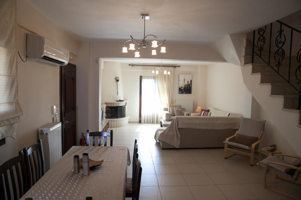 Venetiko Villas Nafpaktos Ruang foto