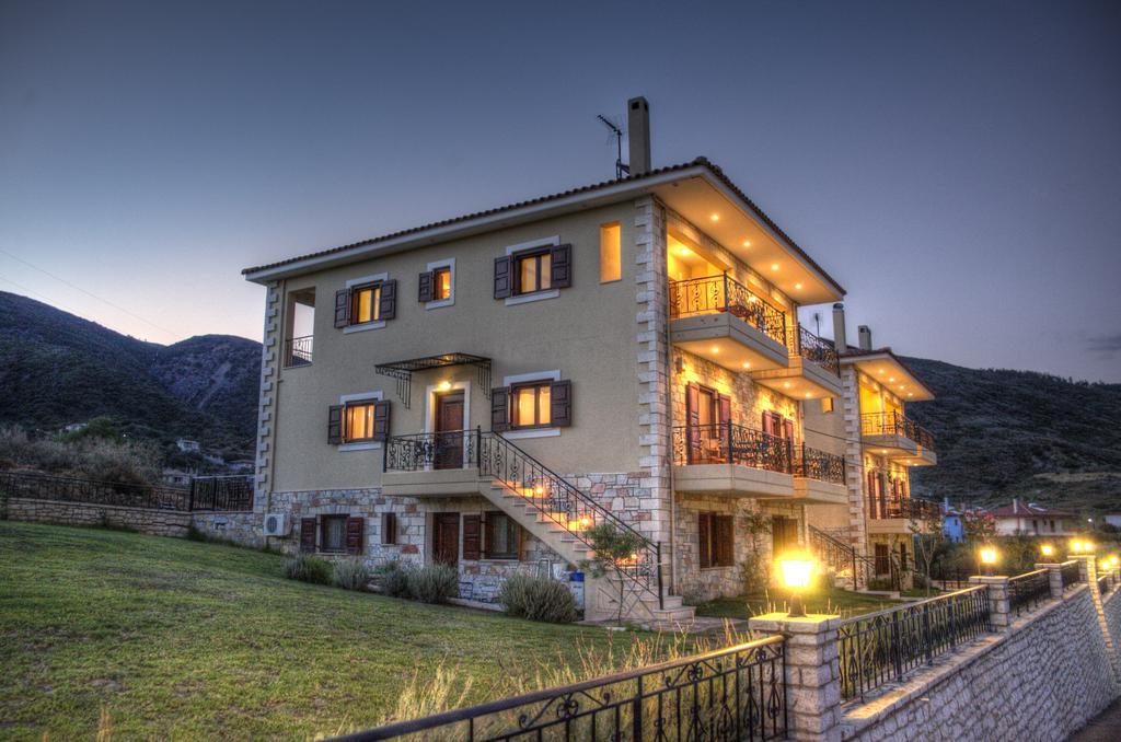 Venetiko Villas Nafpaktos Bagian luar foto